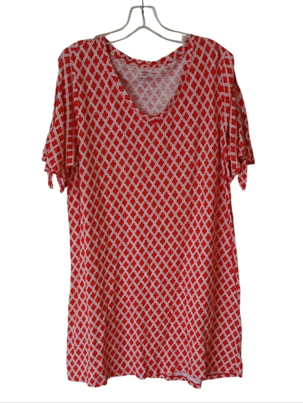 Crown & Ivy Authentic Tee Red And White Printed V-Neck Dress Size Large